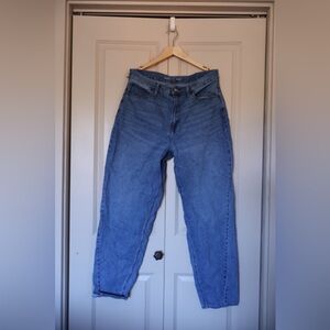 High waisted women’s balloon Jeans